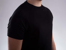 Lade das Bild in den Galerie-Viewer, Essential T-Shirt | Black - HAVSTEIN